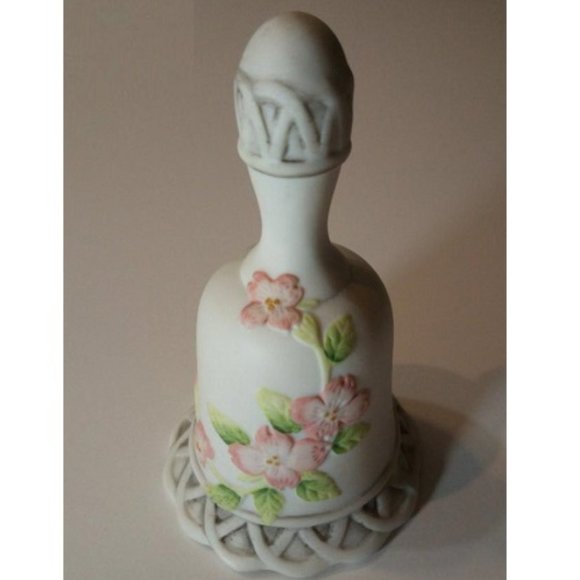 Vintage 1985 Lefton China White Bell.  Handpainted with Magnolia Pink Flower. - Picture 2 of 6